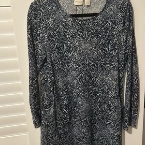 Chico’s high low light weight sweater